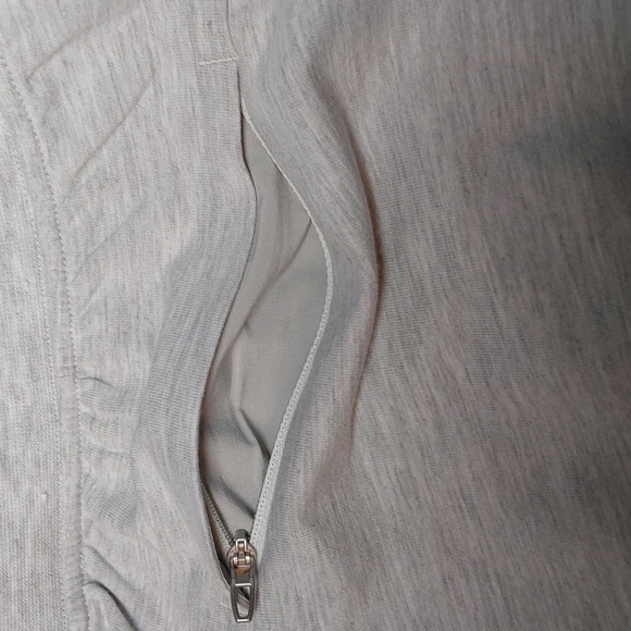 NEW Lululemon High-Rise Relaxed Jogger Full Length in Gray Sz L (10) - Picture 10 of 11